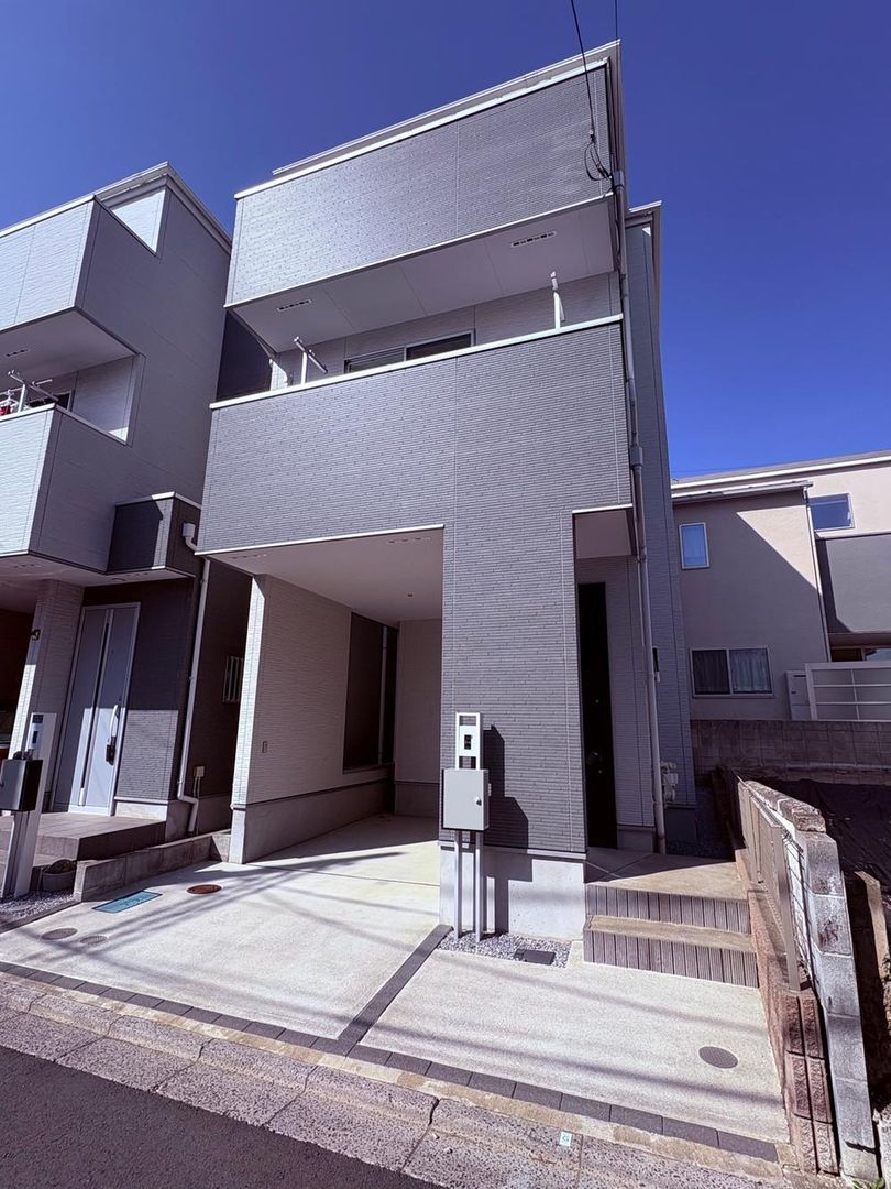 3LDK+S House for Sale in Urawa Ward, Saitama - Thumbnail 2