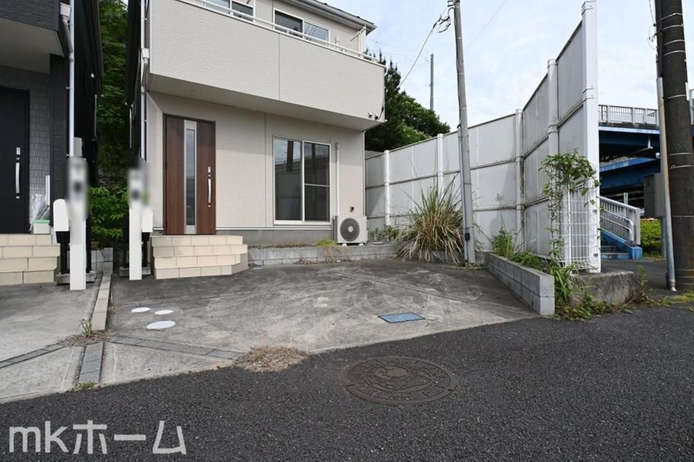 Modern 3LDK+S House for Sale in Inage, Chiba City - Thumbnail 3