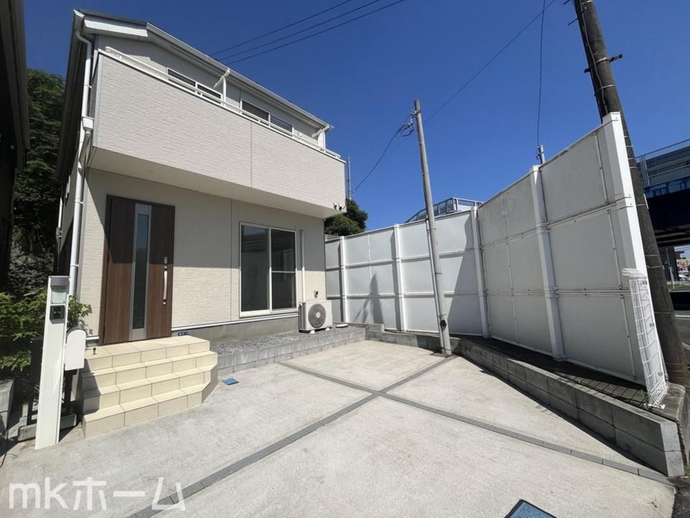 Modern 3LDK+S House for Sale in Inage, Chiba City - Thumbnail 2
