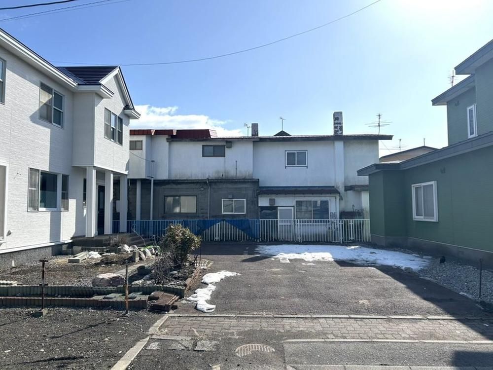 Renovated 4LDK House Near Date-Mombetsu Station, Hokkaido - Thumbnail 4