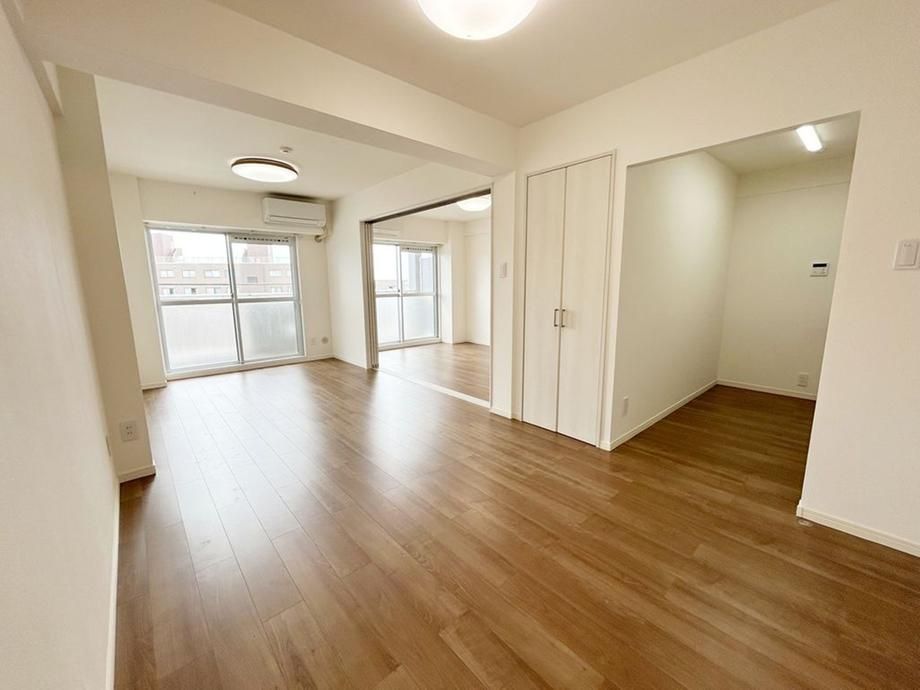 Renovated 2LDK Apartment for Sale in Taihaku, Sendai, Miyagi - Thumbnail 4