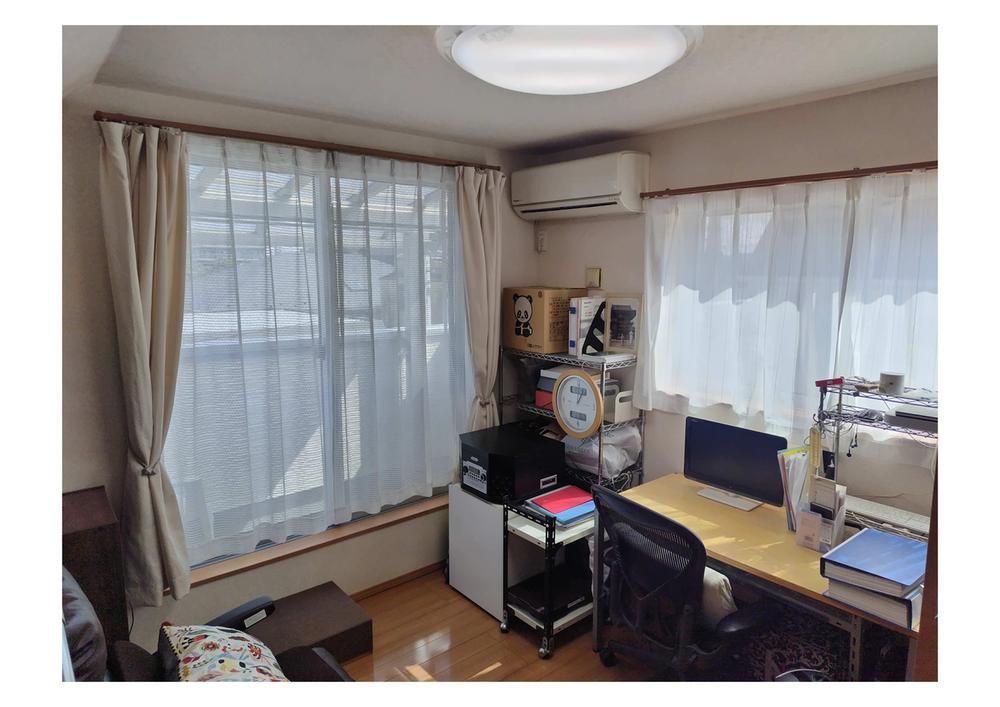 3LDK House for Sale in Fuchu, Tokyo - 95 sqm - Thumbnail 2