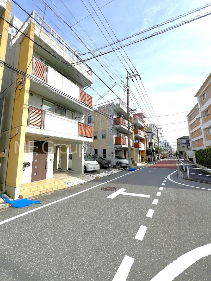 4LDK Family House near Nishi-dai Station, Itabashi, Tokyo - Thumbnail 3