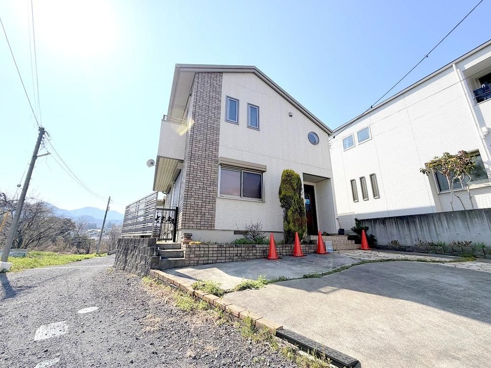 4LDK Light-Gauge Steel House with Solar Power in Akiruno - Thumbnail 4