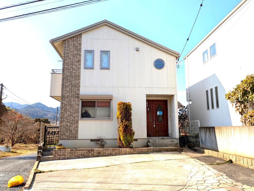 4LDK Light-Gauge Steel House with Solar Power in Akiruno - Thumbnail 3