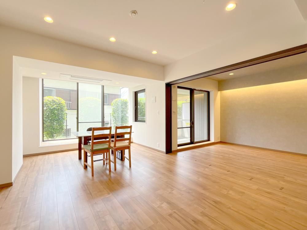 Renovated 3LDK Apartment in Kawasaki City, Kanagawa - Thumbnail 4