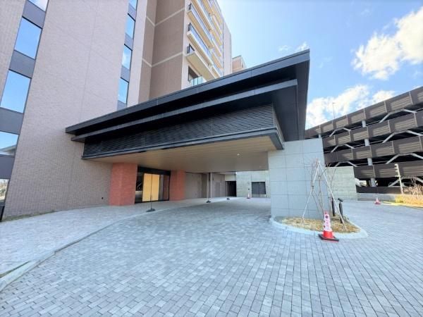 Le Jade Hokkaido Ballpark 3LDK Apartment in Kitahiroshima - Thumbnail 2