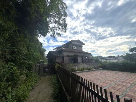 5LDK Detached House for Sale in Yokosuka Near Horinouchi Station - Thumbnail 3