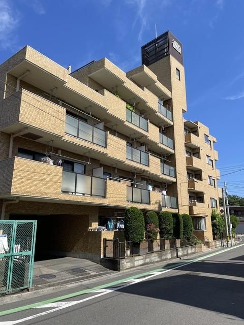 Lions Mansion Urawa No. 5 - 2LDK Apartment in Saitama City - Thumbnail 2