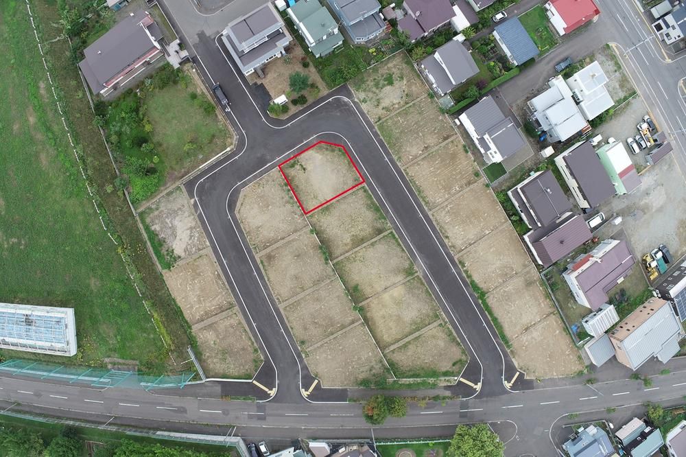 Land for Sale in Minami-ku, Sapporo - 165 sqm Corner Lot - Thumbnail 2