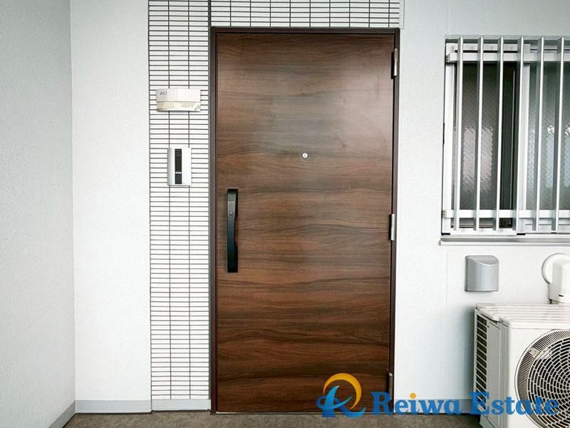 2LDK Apartment for Sale in Chigasaki, Kanagawa - 44.2 sqm - Thumbnail 4