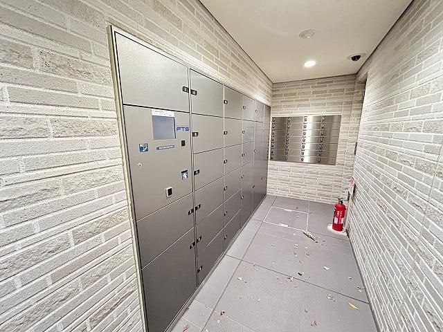 Renovated 3LDK Apartment in Kita Ward, Osaka - 71.83 sqm - Thumbnail 2