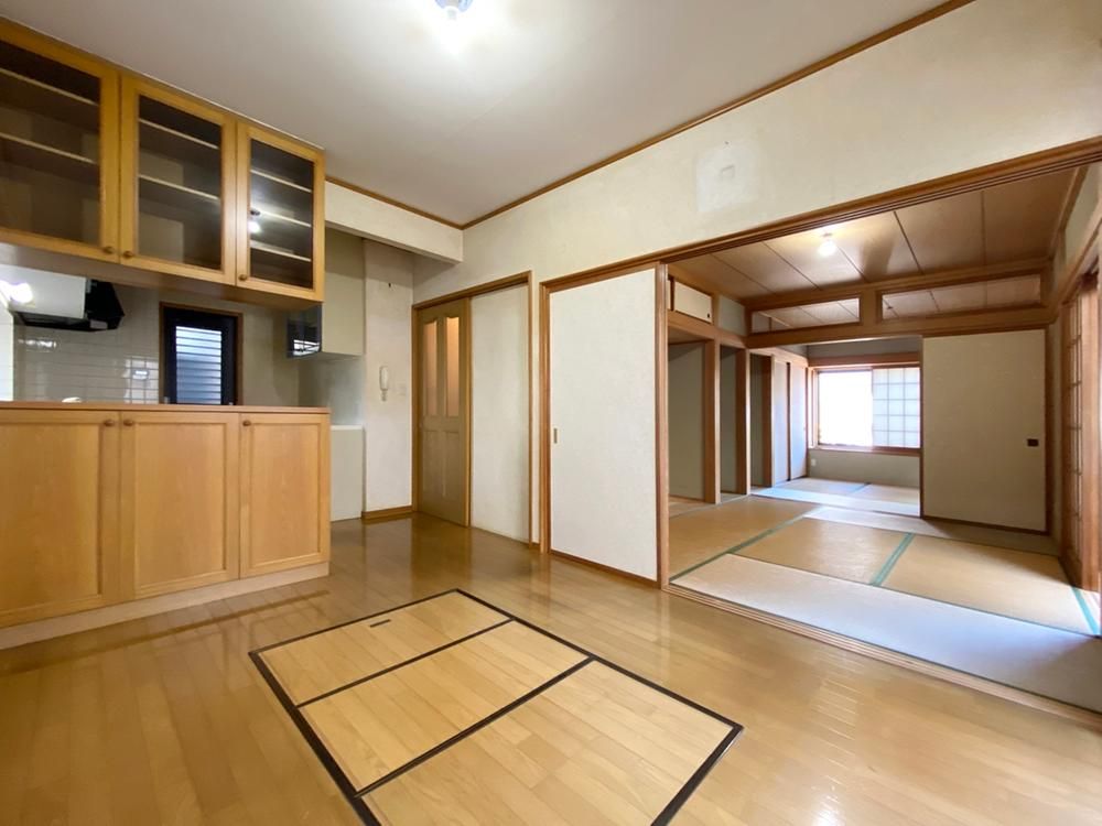 5LDK Custom-Built Home for Sale in Sagamihara, Kanagawa - Thumbnail 4