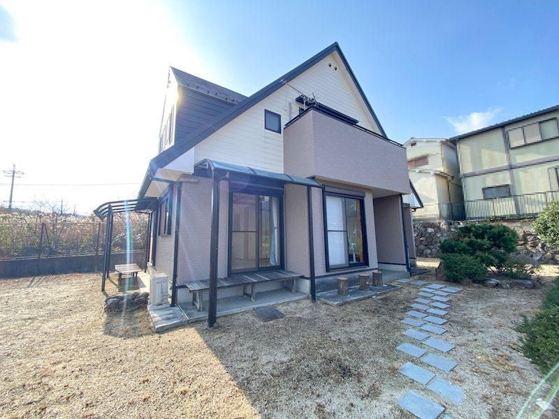 Lake Biwa View House on 250 Tsubo Land in Otsu, Shiga - Image 1