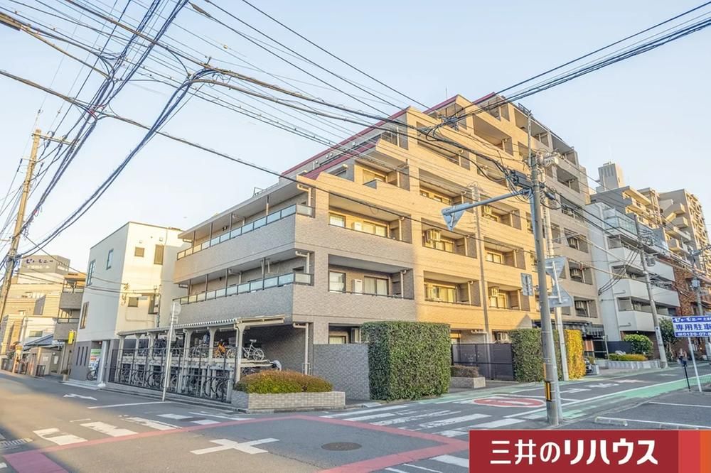 Lions City Kita-Urawa 3LDK Apartment in Saitama for Sale - Thumbnail 2