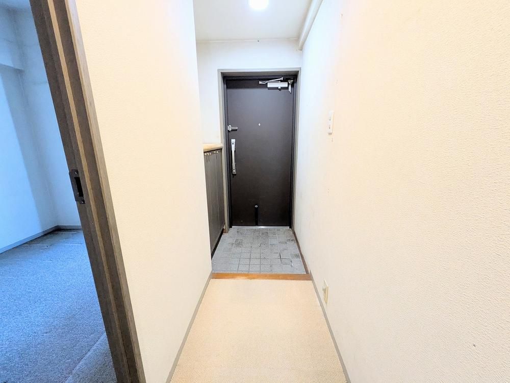 2LDK Apartment for Sale Near Iwatsuki Station, Saitama - Thumbnail 2