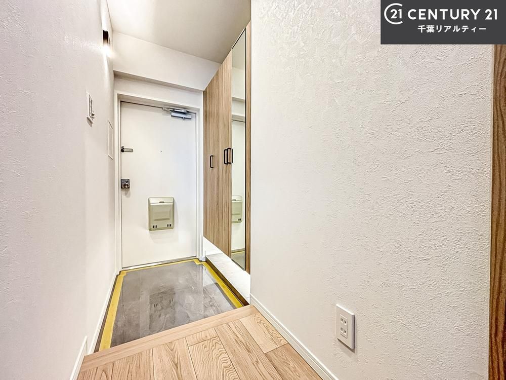 Renovated 3LDK Apartment for Sale in Funabashi, Chiba - Thumbnail 2