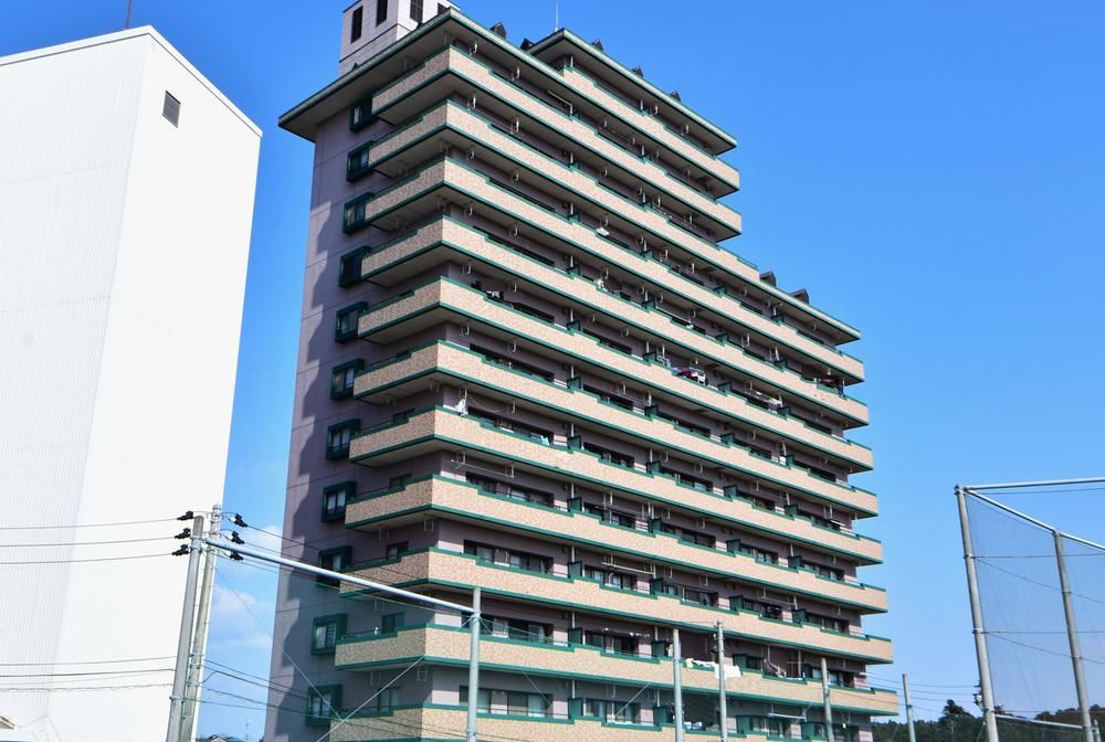 3LDK Apartment for Sale in Shiogama, Miyagi - 64.27m² - Thumbnail 2