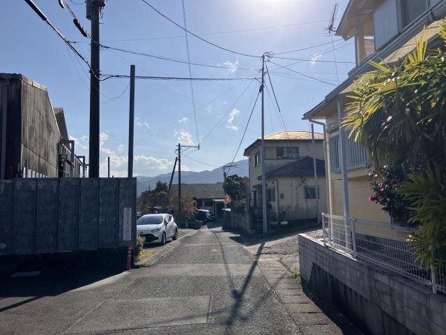 1,419 sqm Land with Warehouse Income in Kagoshima City - Thumbnail 3