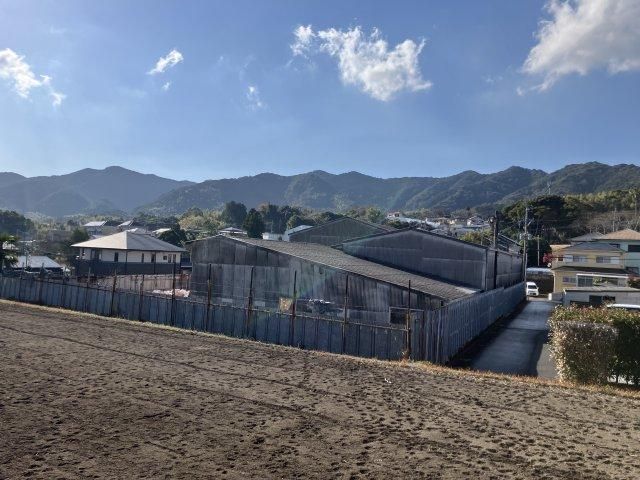 1,419 sqm Land with Warehouse Income in Kagoshima City - Thumbnail 2