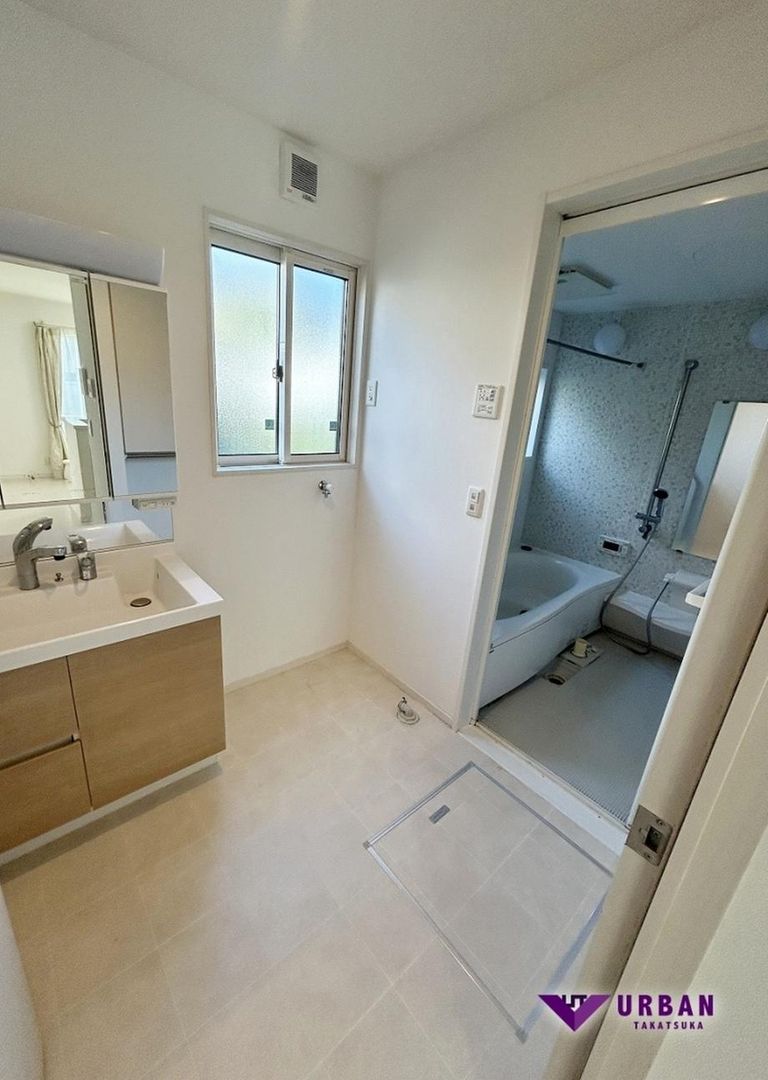 4LDK House for Sale in Miyazaki City, 105.25 sqm - Thumbnail 4