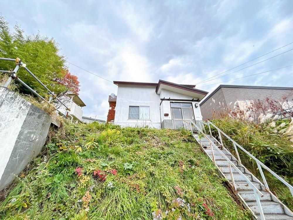 Land for Sale in Sakura, Otaru City - 240.9m2 - Thumbnail 2