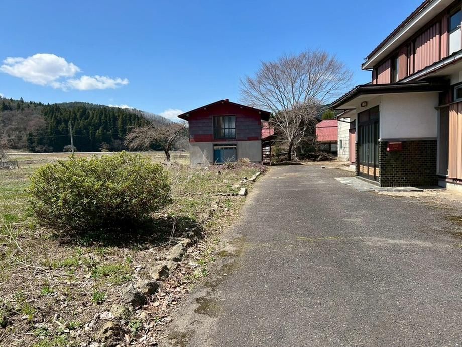 7DK Detached House with Large Land in Koriyama, Fukushima - Thumbnail 2