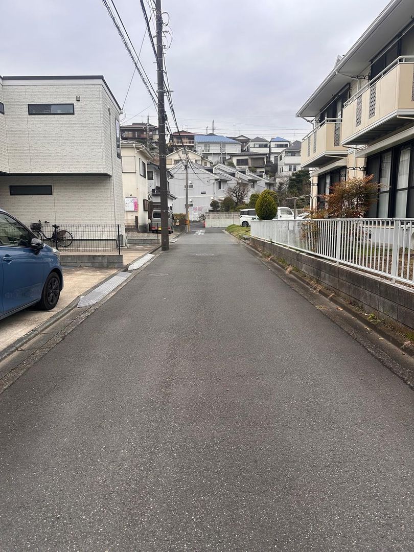 Land for Sale in Sakae Ward, Yokohama – 126.94m2 Plot - Thumbnail 4