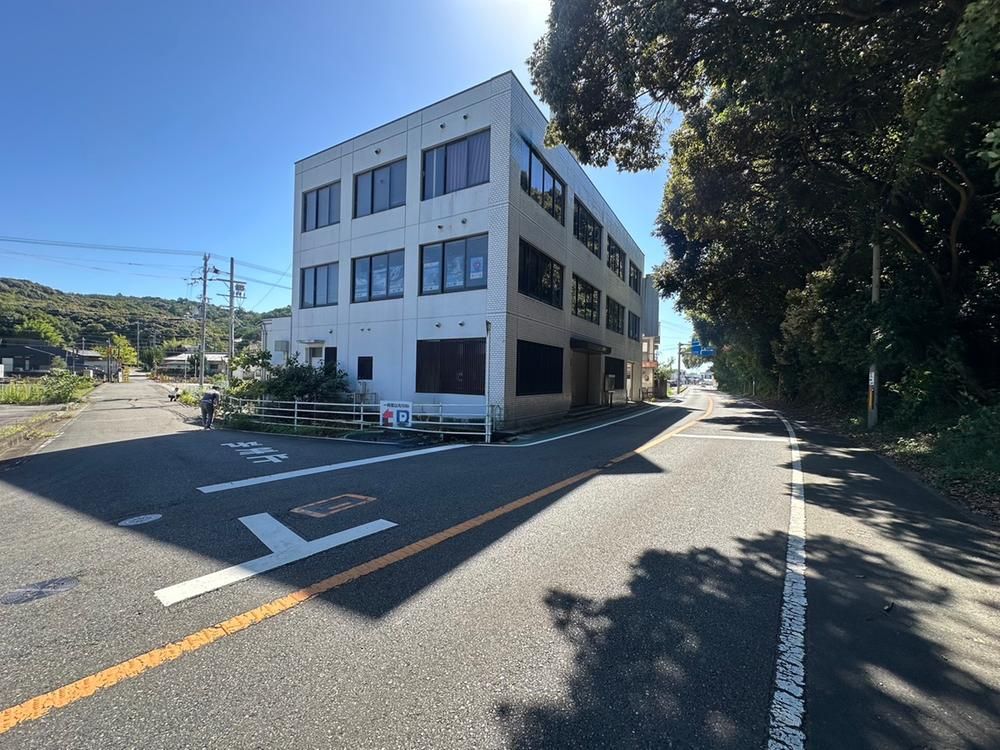 Office Building with Residence for Sale near Shirahama Station - Thumbnail 2