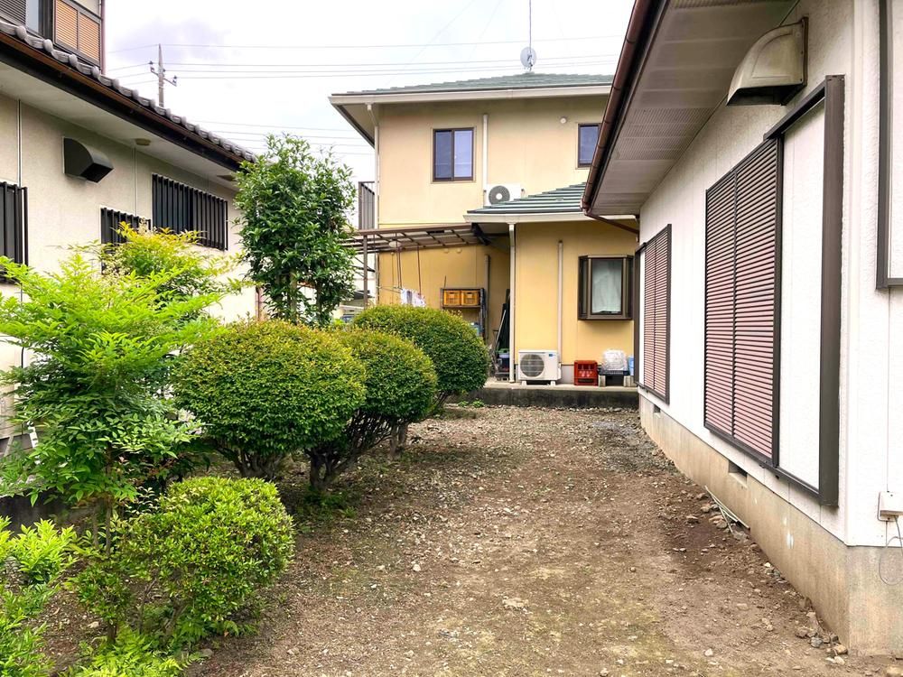 212.64 m² Land for Sale in Tochigi City – Near Shin-Tochigi Station - Thumbnail 2