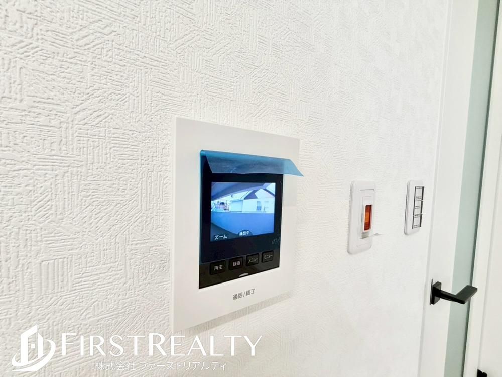 Renovated 2LDK Apartment in Kawasaki, 55m², Near Tama-Plaza - Thumbnail 3