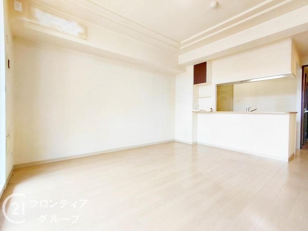 3LDK Apartment for Sale in Hirakata, Osaka - Thumbnail 4