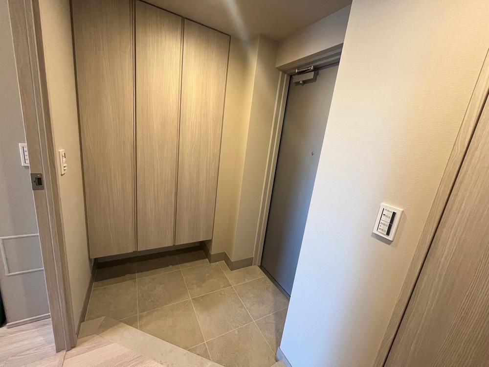 New 1LDK Apartment for Sale in Tsukishima, Chuo-ku - Thumbnail 3