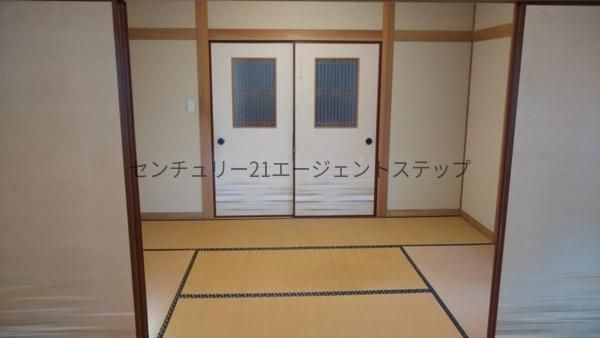 6LDK Detached House for Sale in Miyazaki City, 290m² - Thumbnail 3