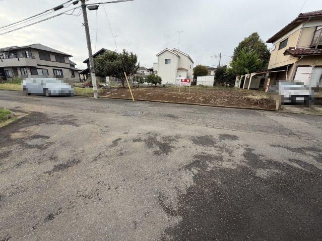 Land for Sale in Kannon-dai, Tsukuba City - 189m² - Thumbnail 2