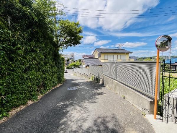 4LDK House for Sale in Sakura City, Chiba - 154m2 - Thumbnail 2