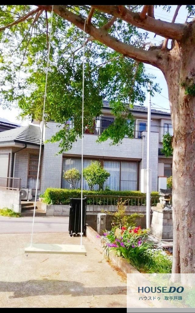 4LDK House for Sale in Toride, Ibaraki - 166m2 - Thumbnail 2