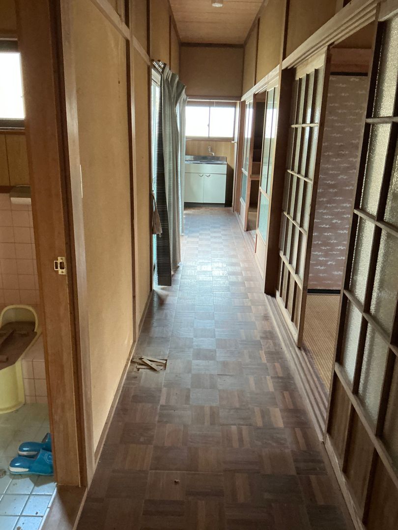 Traditional House for Renovation with Land in Yamaguchi City - Thumbnail 4