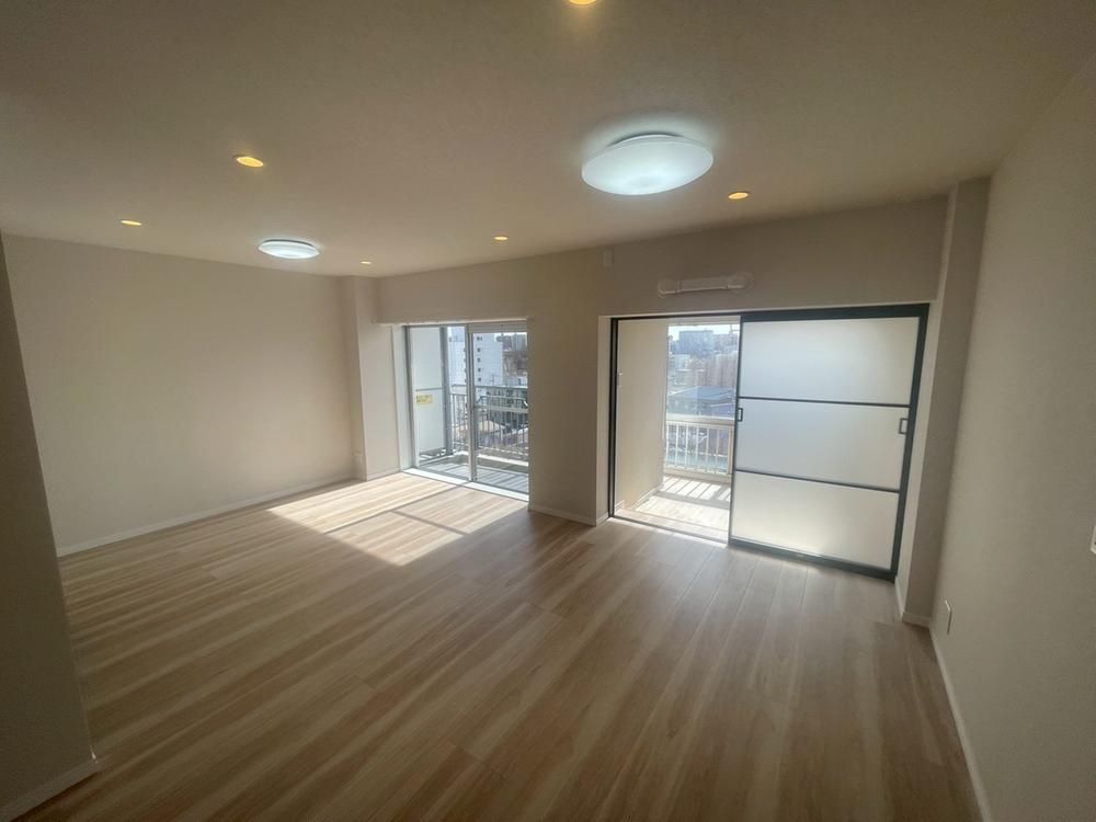 Renovated 2LDK Apartment in Sendai Miyagino Ward - Thumbnail 4