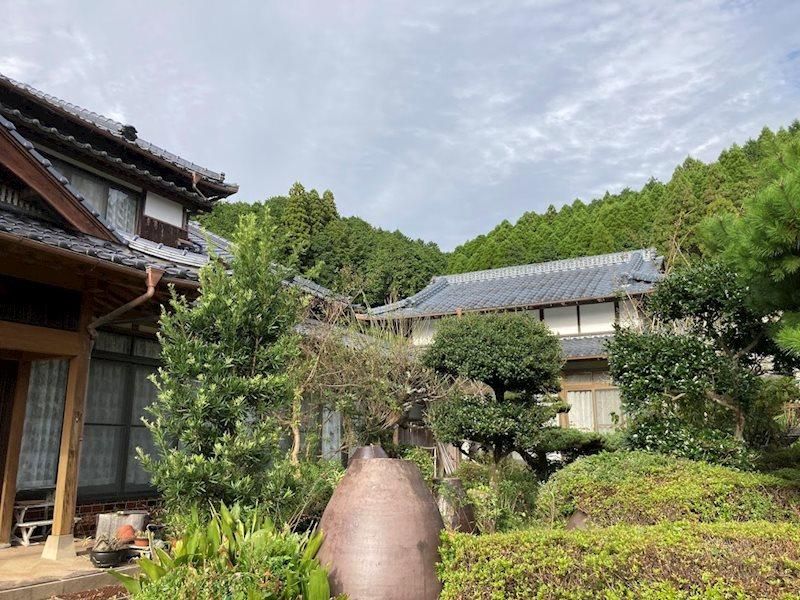 Spacious 14DK House with Large Land in Takeo, Saga - Thumbnail 3