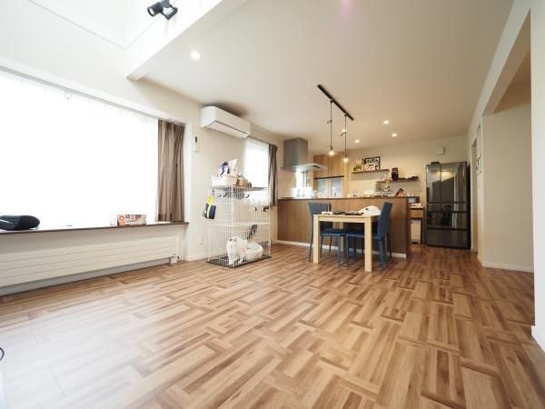 4LDK Detached House for Sale in Quiet Asahikawa Neighborhood - Thumbnail 3
