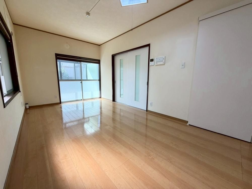4LDK Renovated House in Yukuhashi, Fukuoka | 12.8M Yen - Thumbnail 3