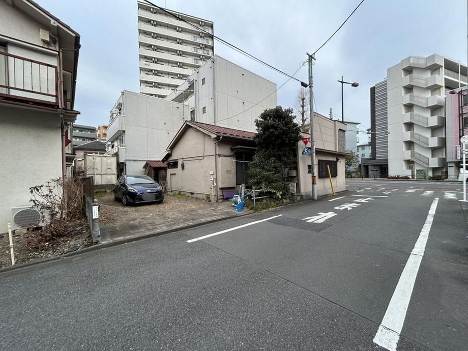 Corner Land Plot for Sale in Hachioji, Tokyo - 194.83 sqm - Thumbnail 4