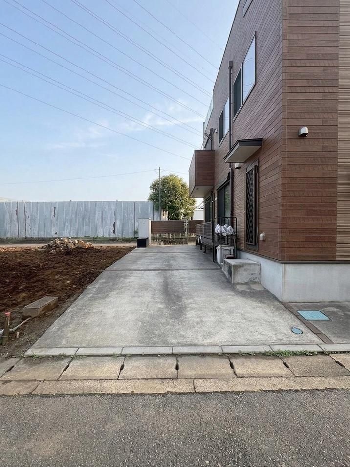 2LDK Detached House for Sale in Soka, Saitama - Thumbnail 3