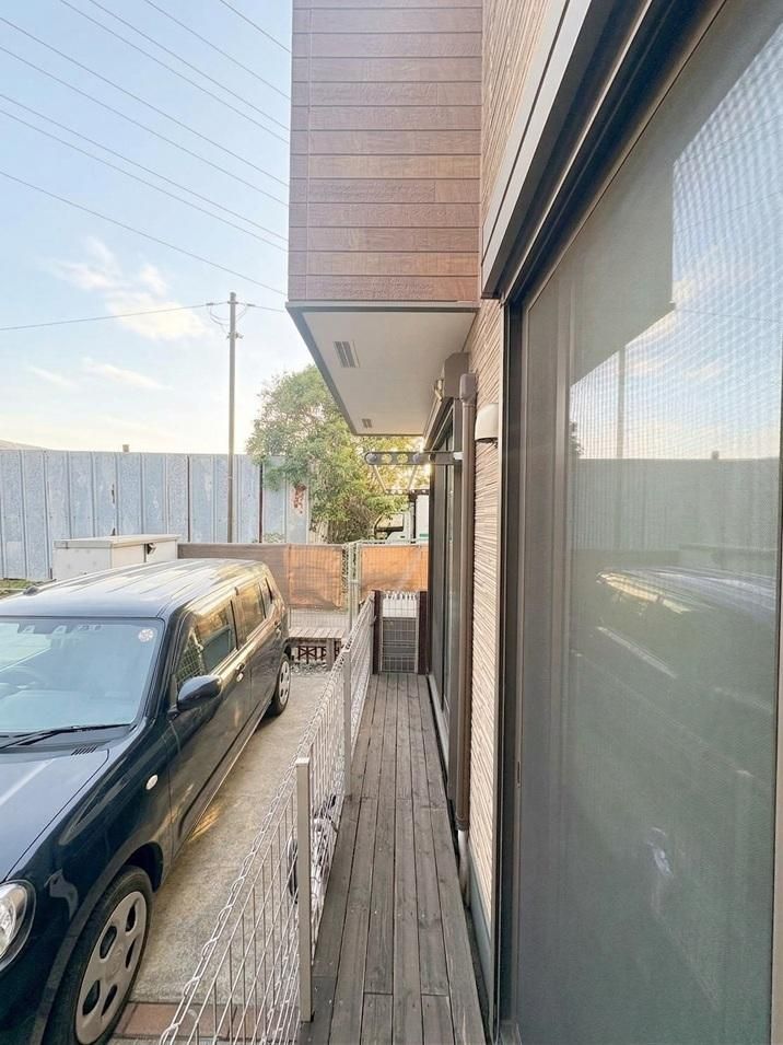 2LDK Detached House for Sale in Soka, Saitama - Thumbnail 2