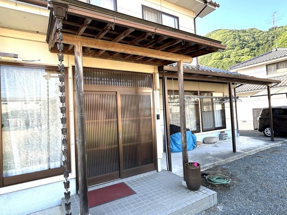 5LDK House for Sale in Shobara, Hiroshima - 146m2 - Thumbnail 2