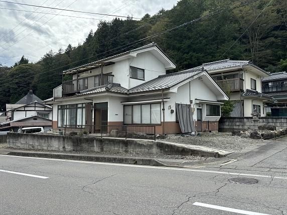 6DK House for Sale in Nagawa, Nagano - 151.49m² on 328m² Land - Thumbnail 2