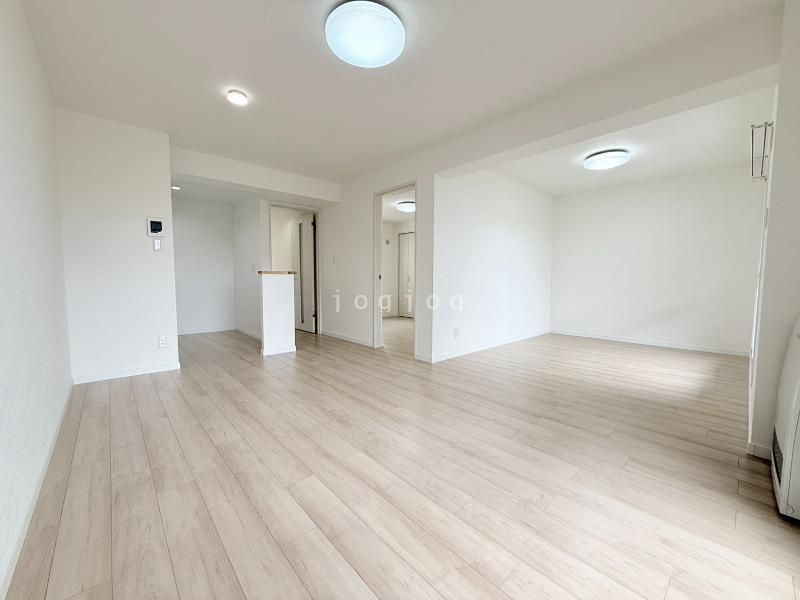 3LDK Renovated Apartment for Sale in Kiyota, Sapporo - Thumbnail 4