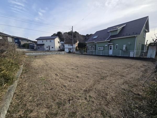 Land for Sale in Kosaka-cho, Ushiku, Ibaraki - 256 sqm - Thumbnail 2