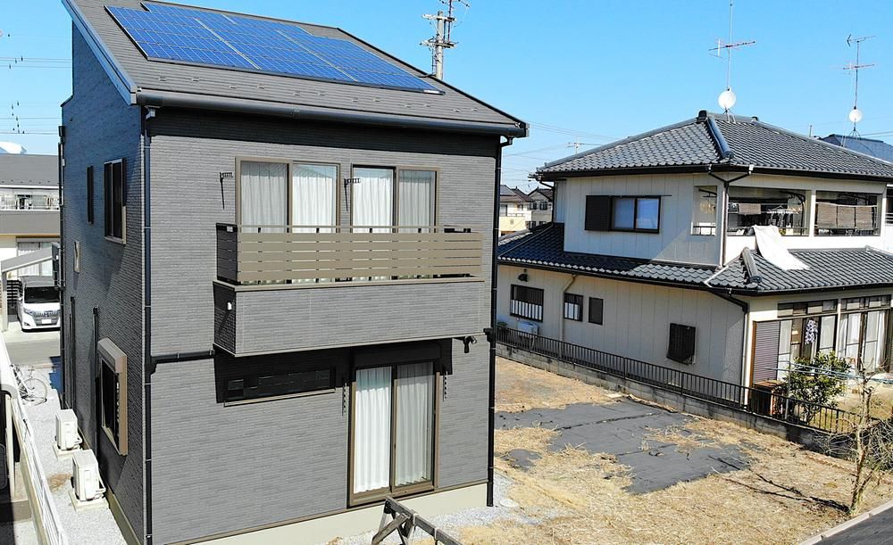 Modern 4LDK House in Koga, Ibaraki - 95m² on 375m² Lot - Thumbnail 2